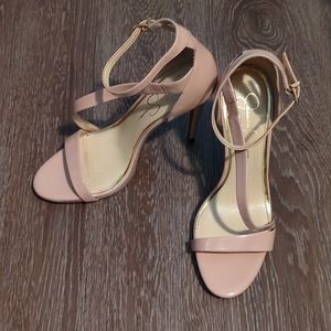 Gorgeous Jessica Simpson strappy heels!